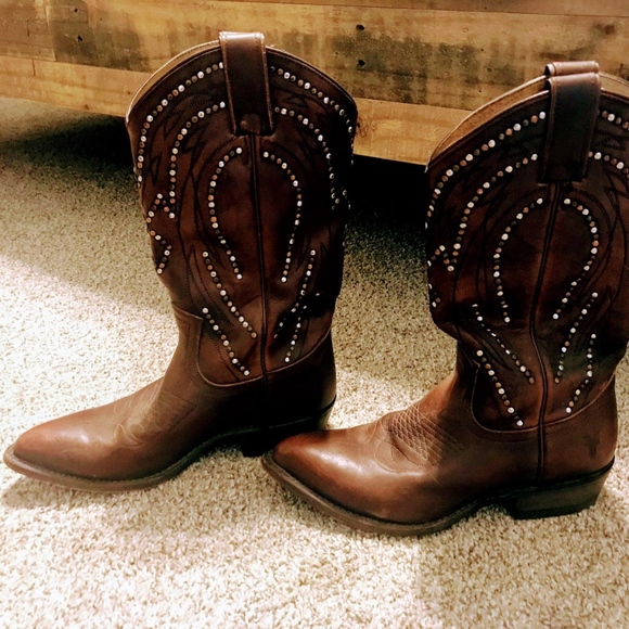 frye billy stud pull on